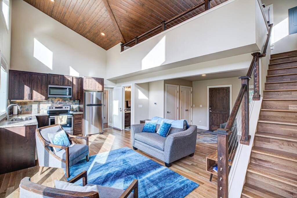 Newly Built Modern Chalet Duplex - 2 Mount Hood Village Экстерьер фото