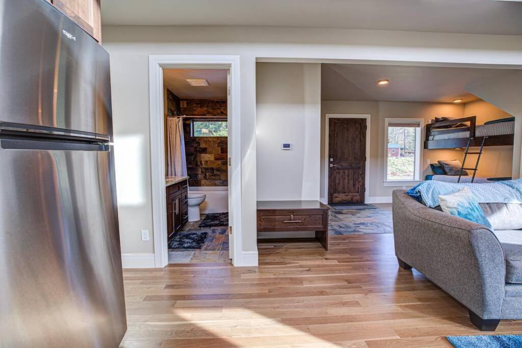 Newly Built Modern Chalet Duplex - 2 Mount Hood Village Экстерьер фото